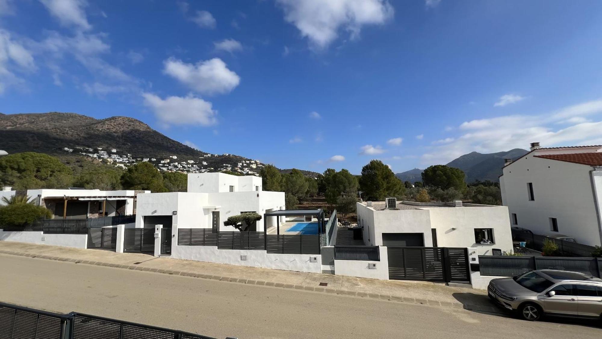 パラウ・サベルデラ Casa Moderna Roses Con Piscina Y Jardin Mas Bosca, Rosesヴィラ エクステリア 写真